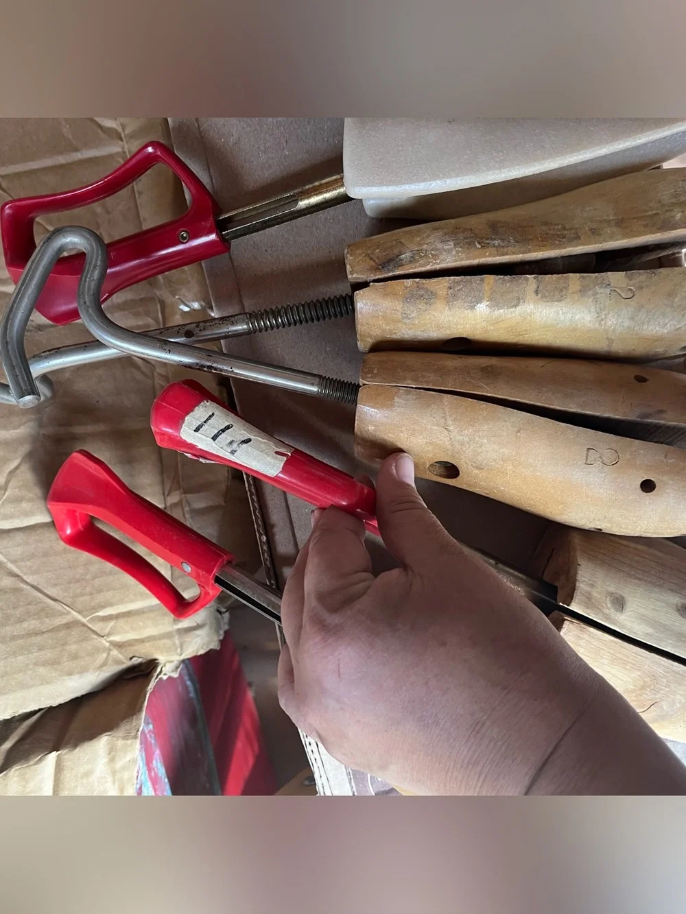 Vintage Red Handle Shoe Stretcher / Shoe Tree - Pack of Wooden Inserts